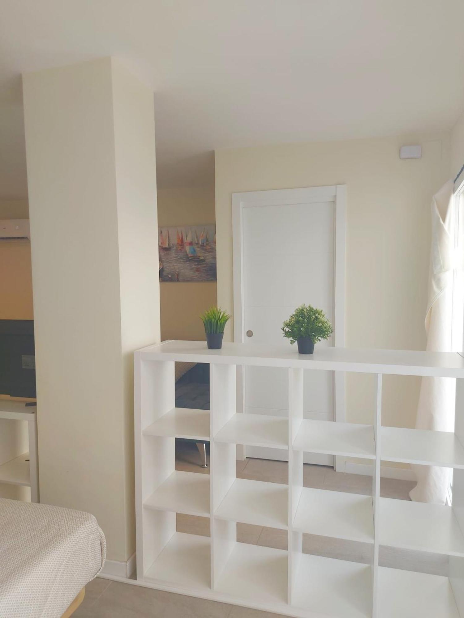 Estudio Luminoso En Puerto Marina Беналмадена Екстериор снимка