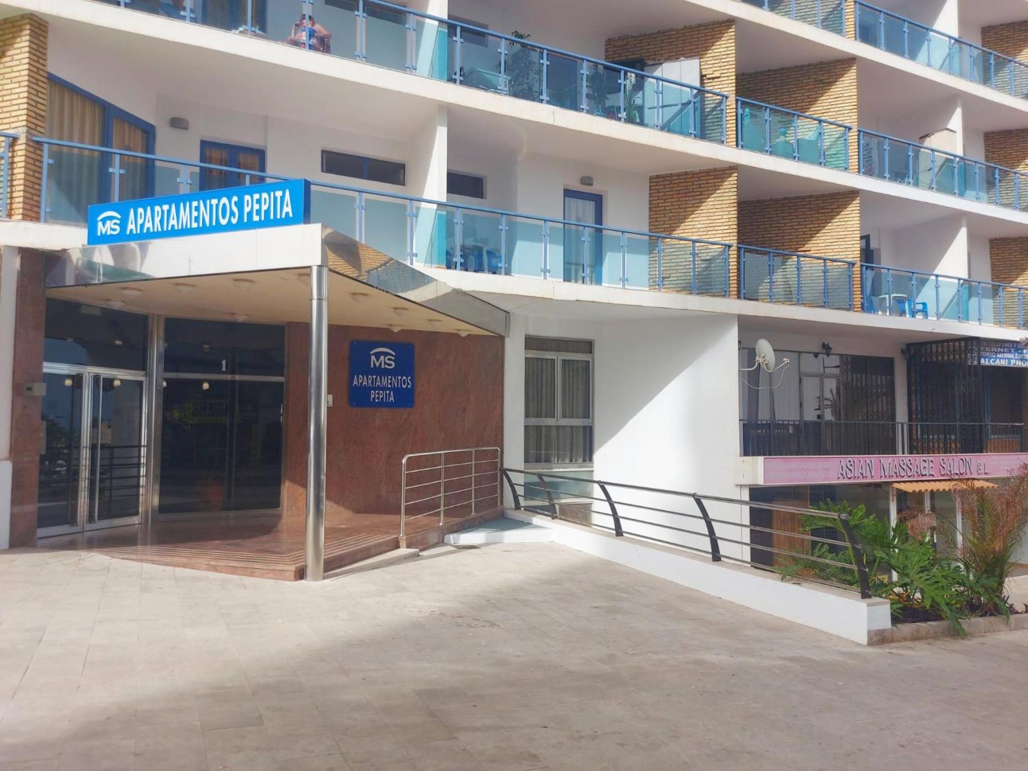 Estudio Luminoso En Puerto Marina Беналмадена Екстериор снимка