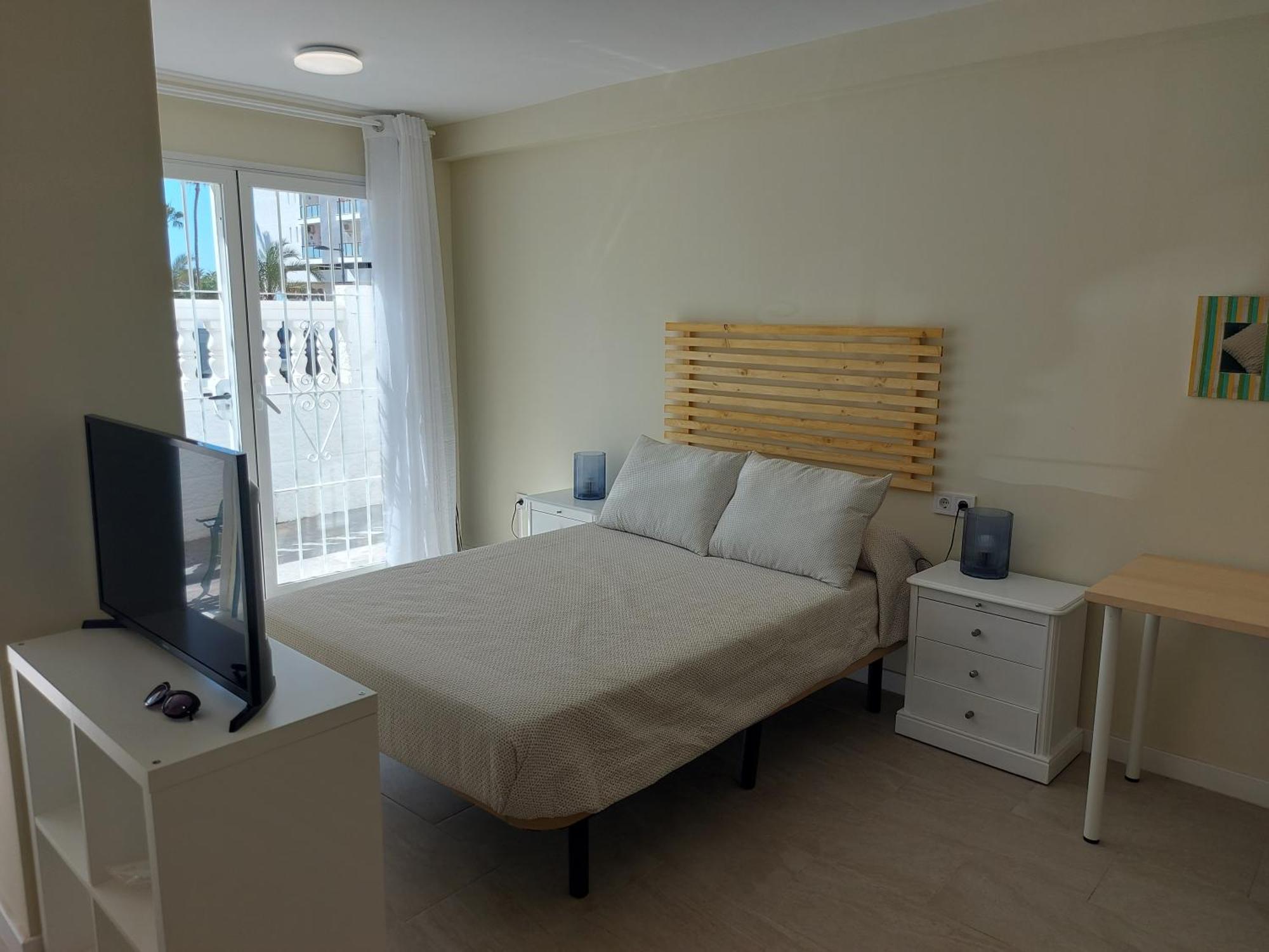 Estudio Luminoso En Puerto Marina Беналмадена Екстериор снимка